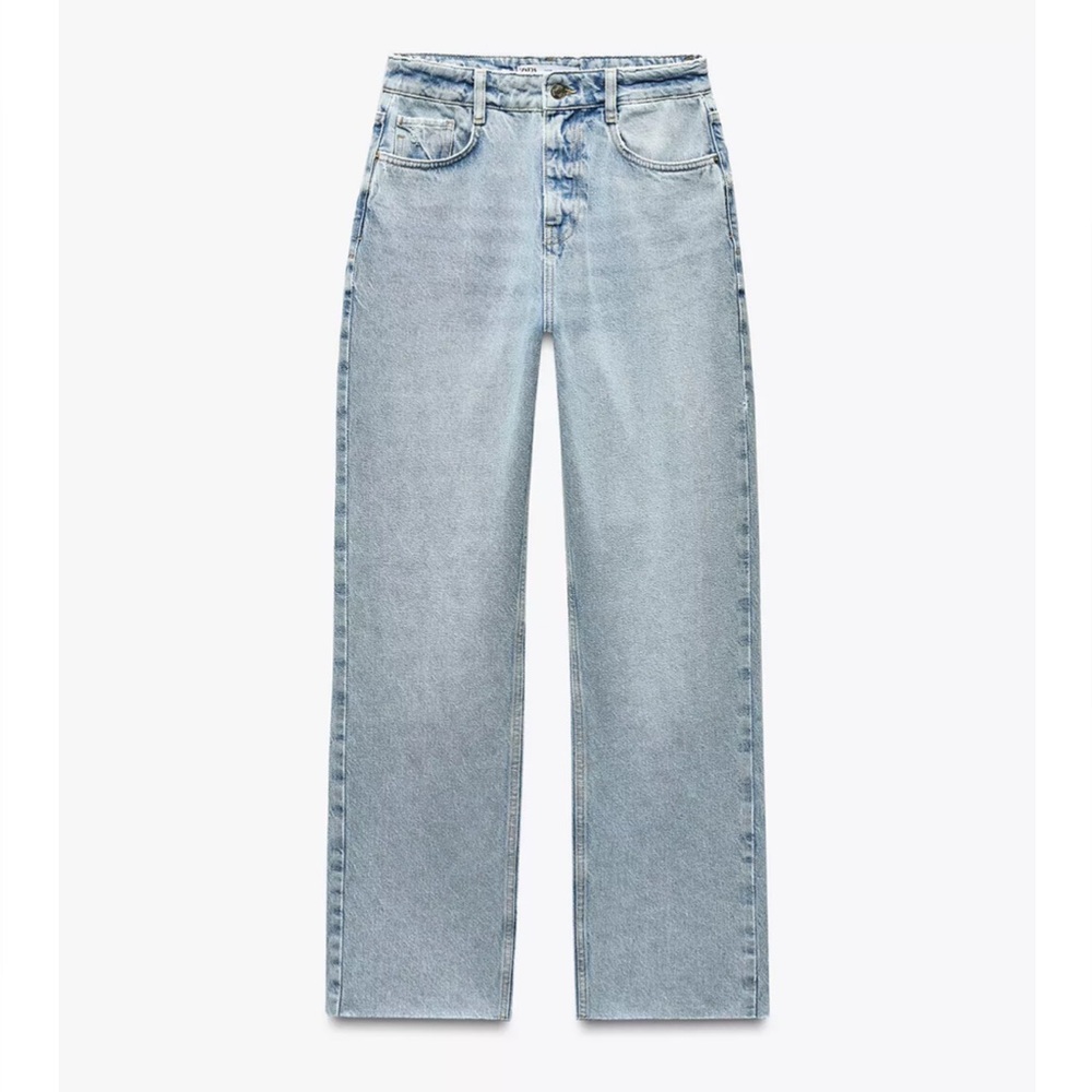 NEVER WORN. Zara High Waisted Jeans